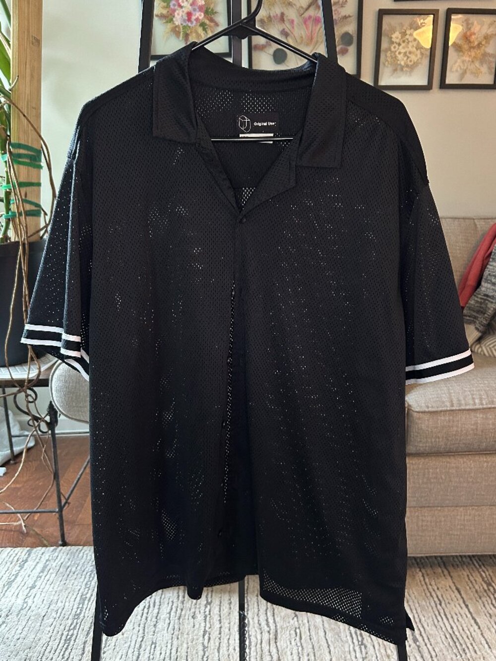 Original Use Men's Black Mesh Button-Up Short Sleeve Shirt White Stripe Cuffs